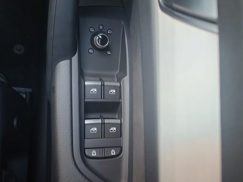 More views of Audi Q5