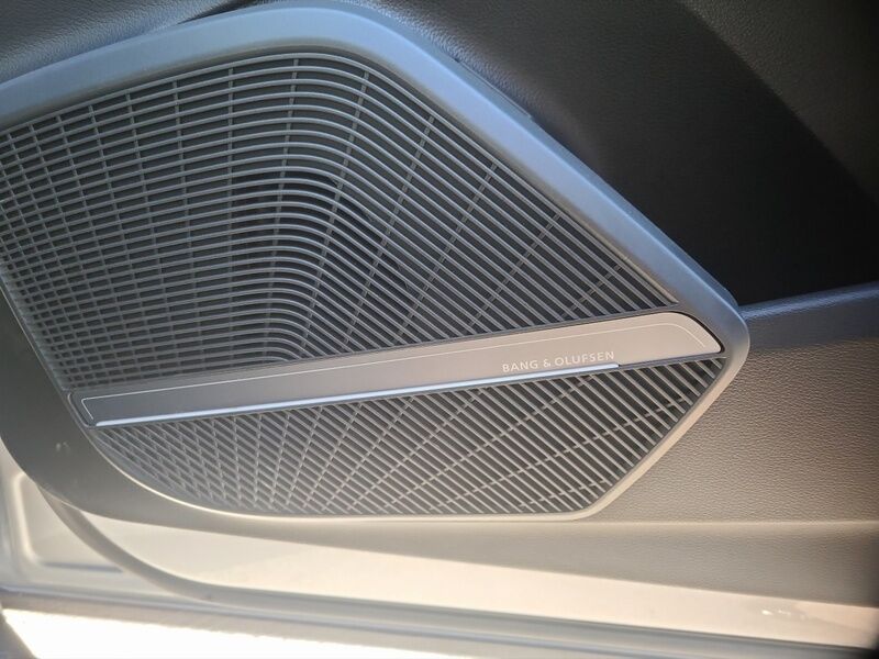 More views of Audi Q5