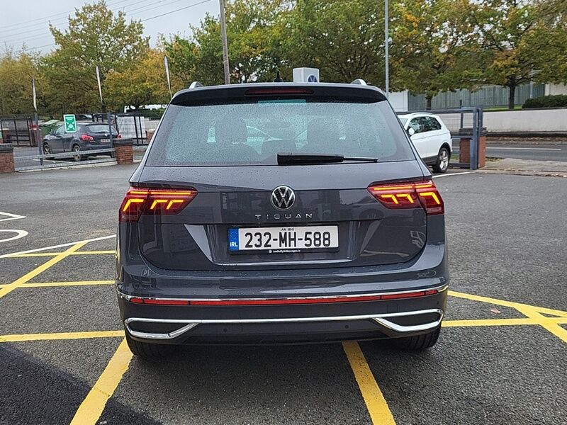 More views of Volkswagen Tiguan
