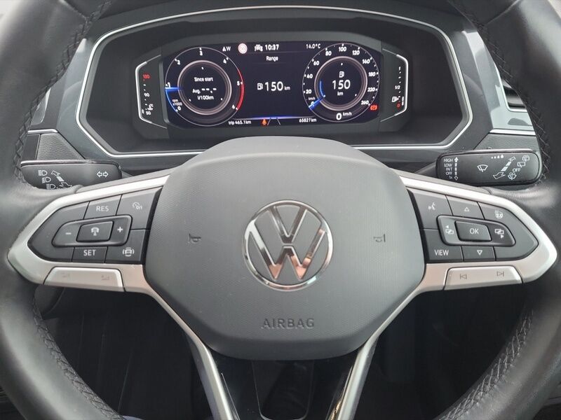 More views of Volkswagen Tiguan