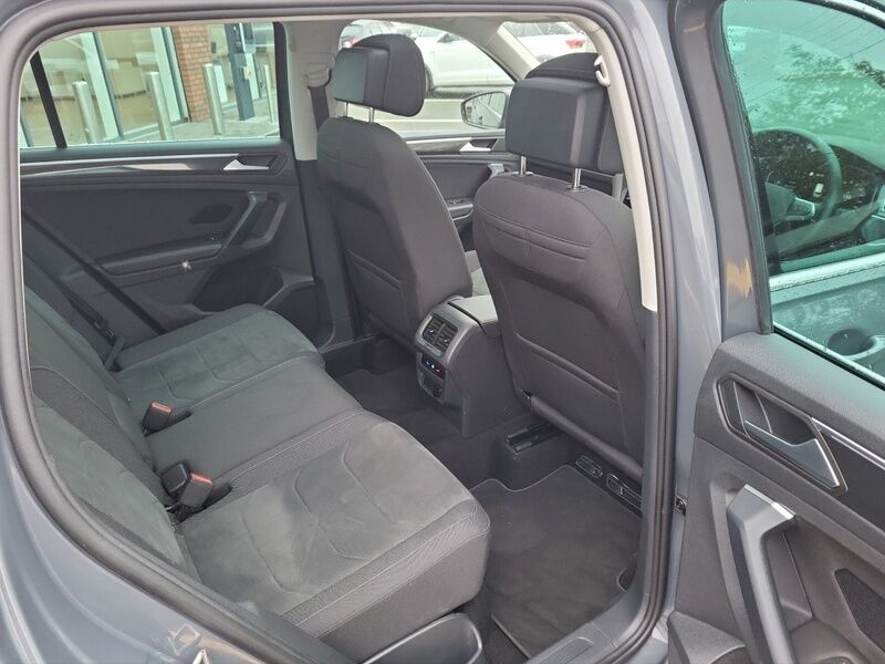 More views of Volkswagen Tiguan