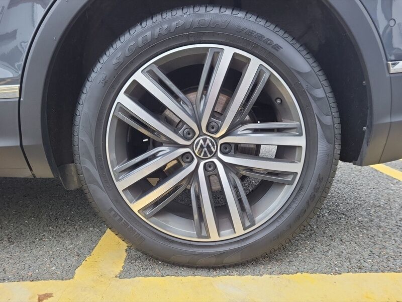 More views of Volkswagen Tiguan