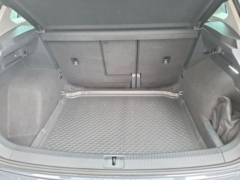 More views of Volkswagen Tiguan