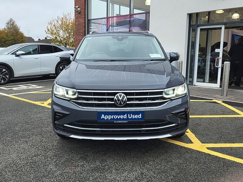 More views of Volkswagen Tiguan