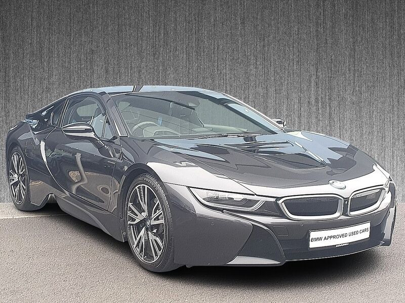 More views of BMW i8