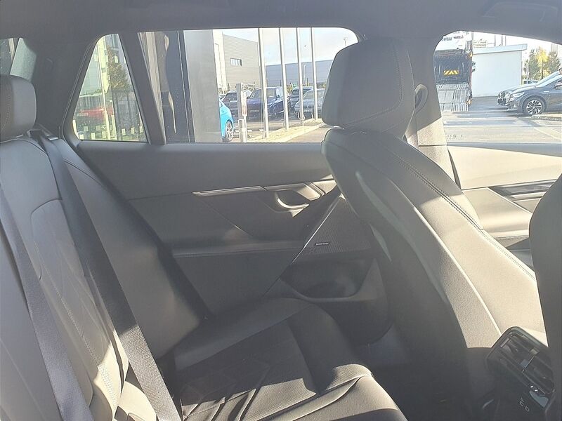 More views of BMW 5-Series