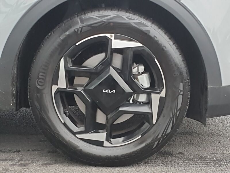 More views of Kia Sportage