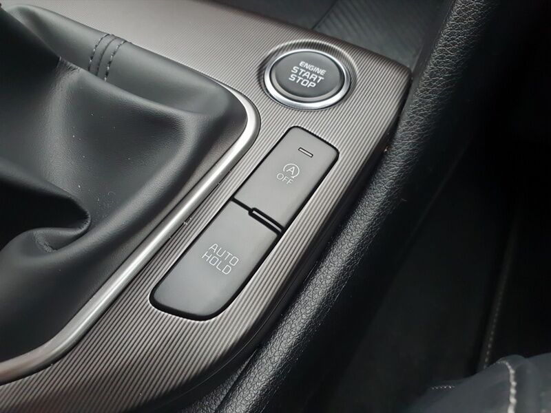 More views of Kia Sportage