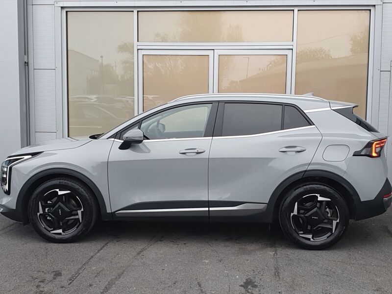 More views of Kia Sportage