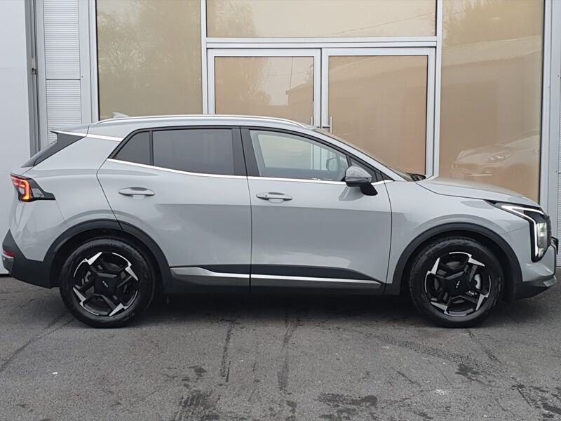 More views of Kia Sportage