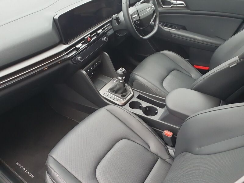 More views of Kia Sportage