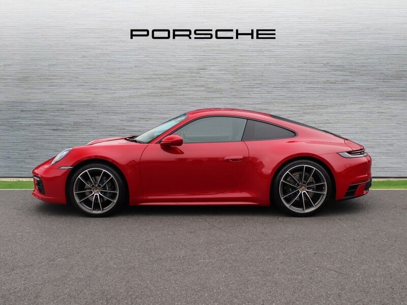 More views of Porsche 911