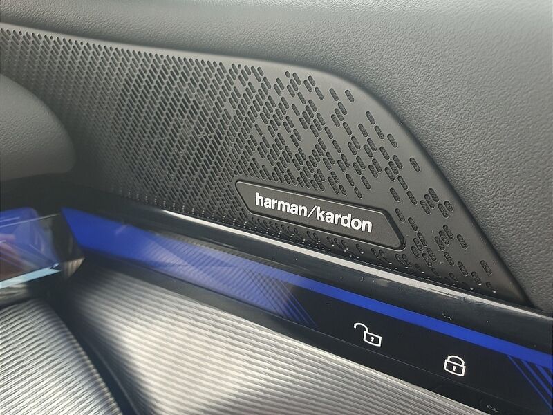 More views of BMW 5-Series