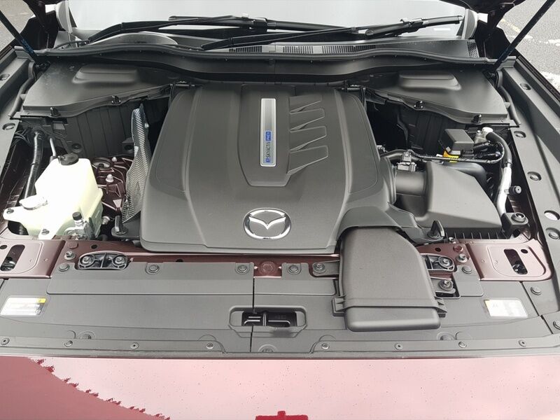 More views of Mazda CX-80