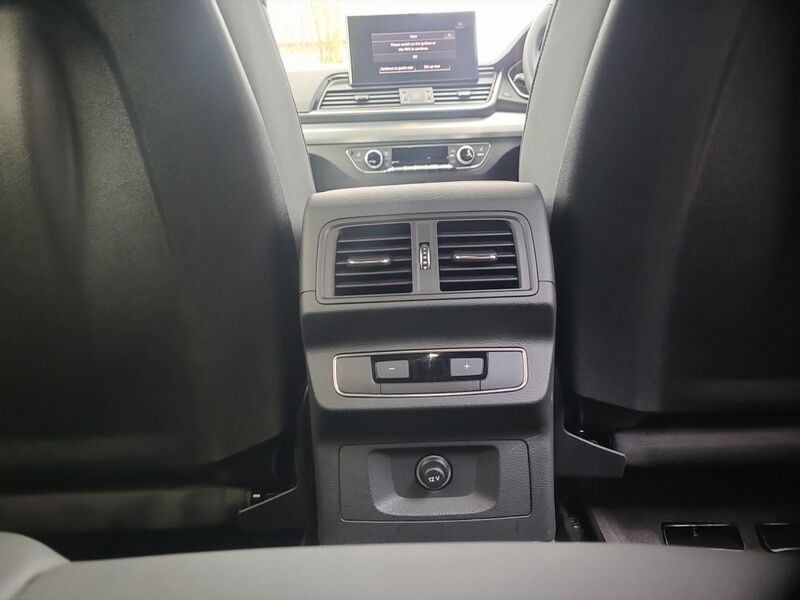 More views of Audi Q5