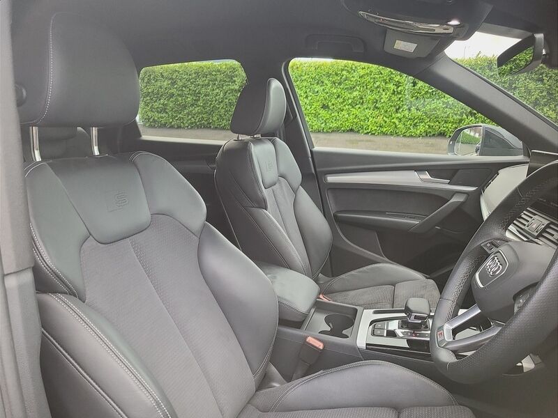 More views of Audi Q5