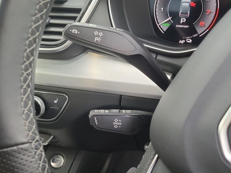 More views of Audi Q5