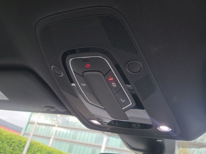 More views of Audi Q5