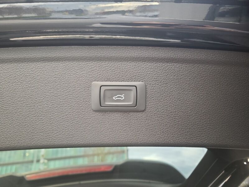 More views of Audi Q5