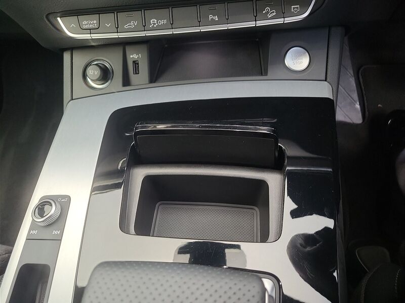 More views of Audi Q5