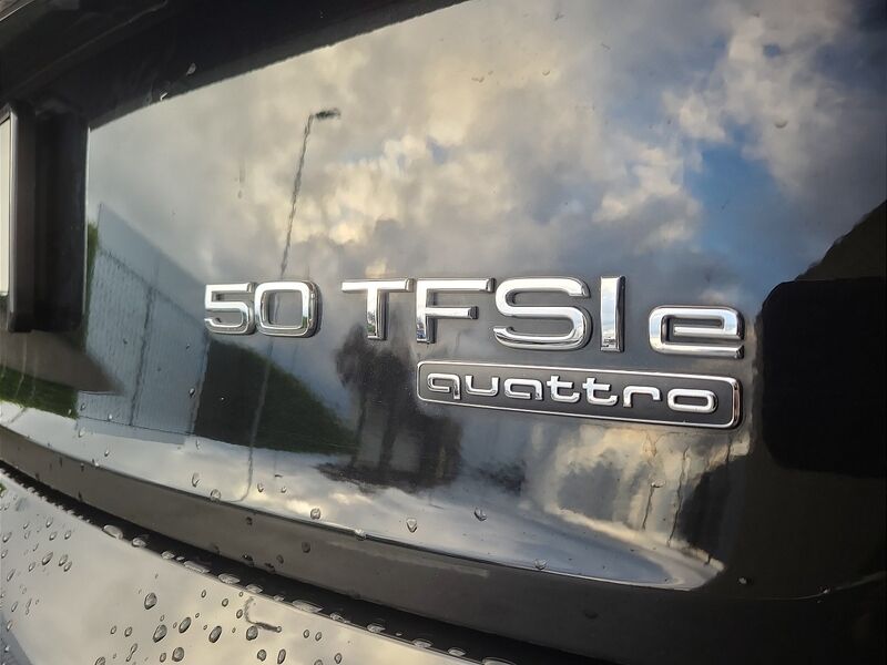 More views of Audi Q5