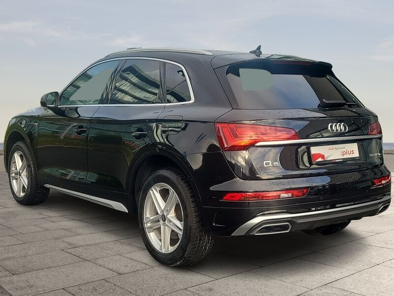More views of Audi Q5