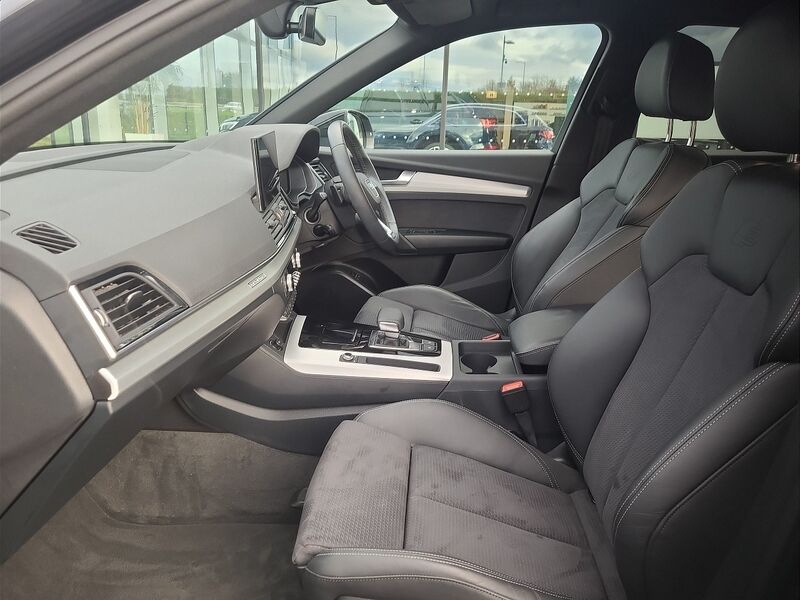 More views of Audi Q5