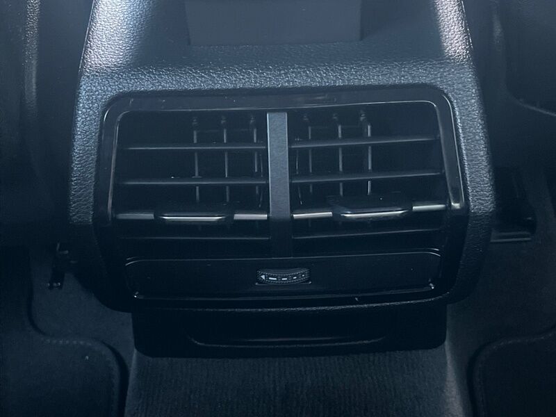 More views of Audi Q3