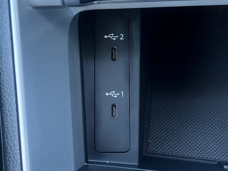 More views of Audi Q3