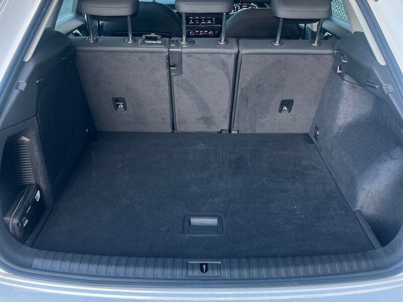 More views of Audi Q3