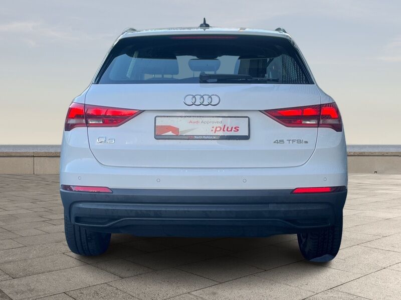 More views of Audi Q3