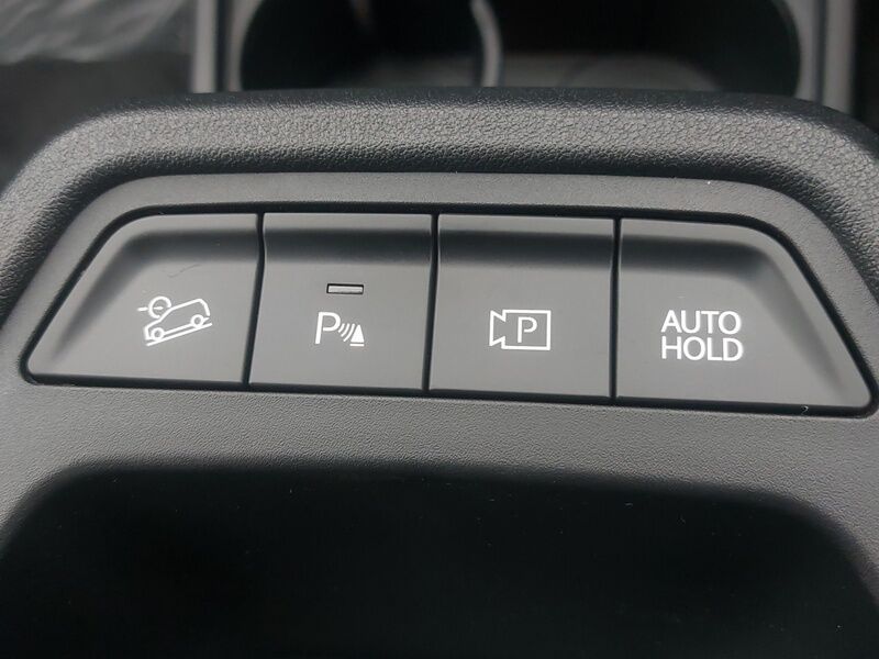 More views of Kia EV4