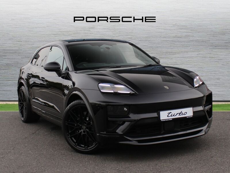 More views of Porsche Macan