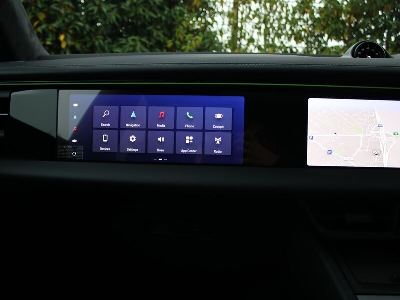 More views of Porsche Macan