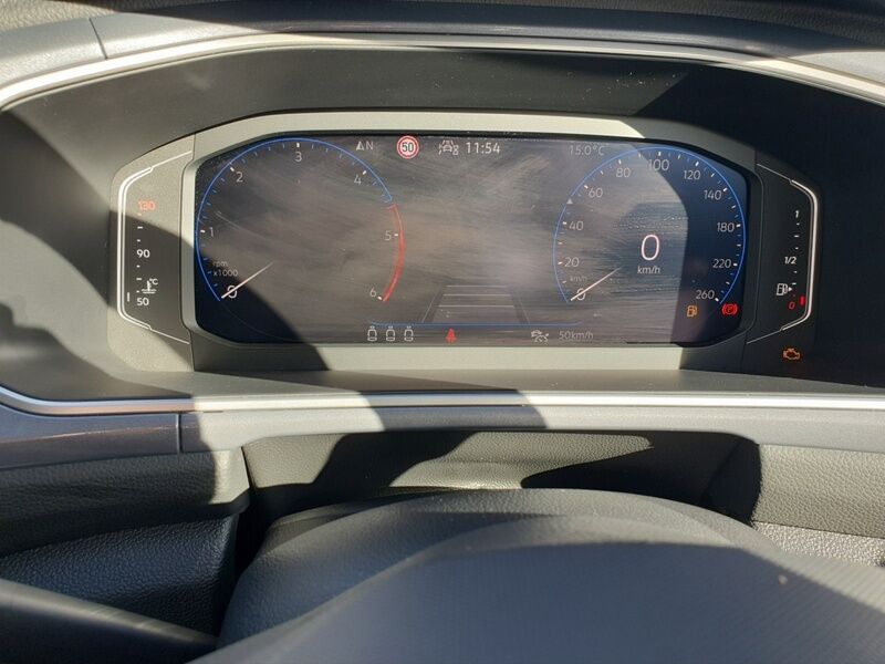 More views of Volkswagen T-Roc