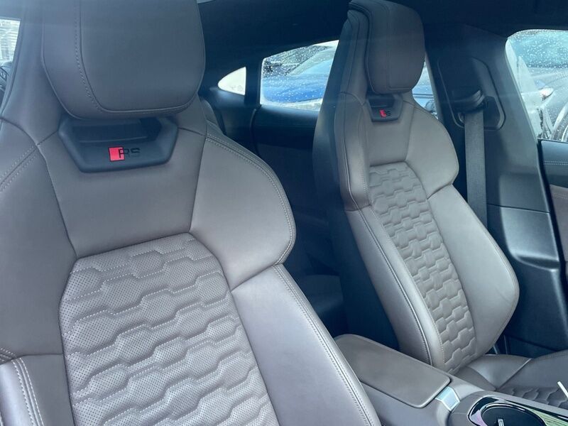 More views of Audi e-tron GT quattro