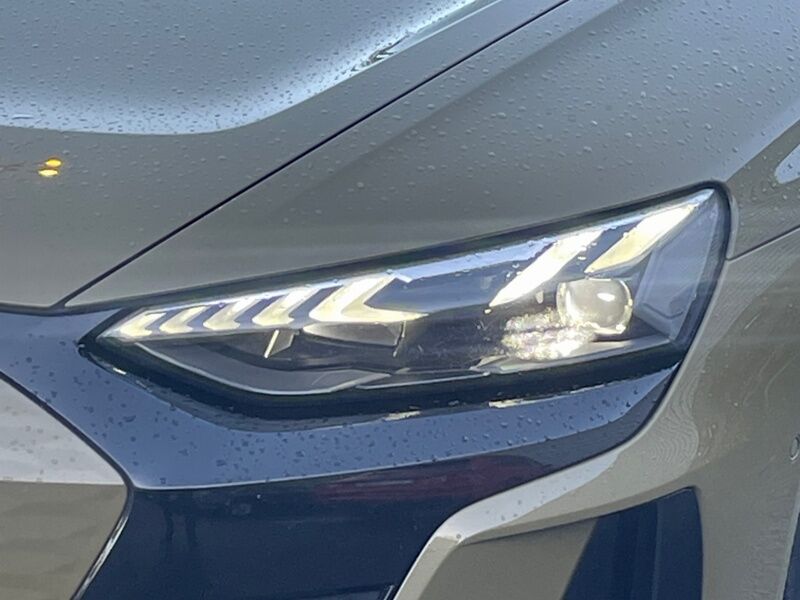 More views of Audi e-tron GT quattro