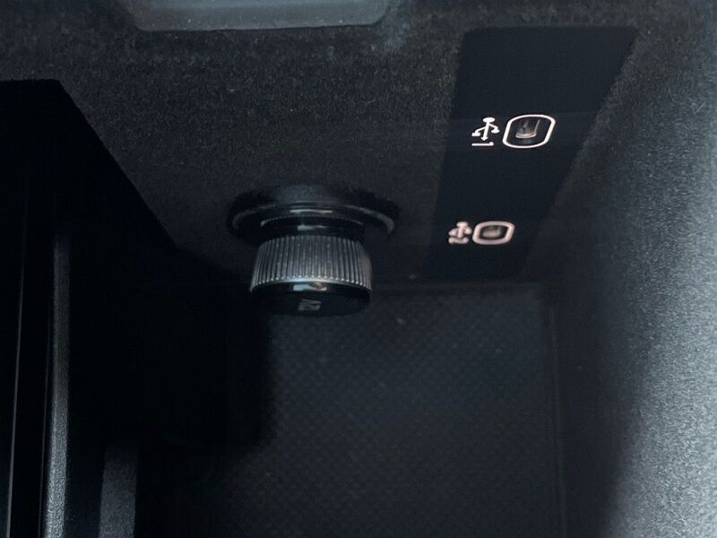 More views of Audi e-tron GT quattro