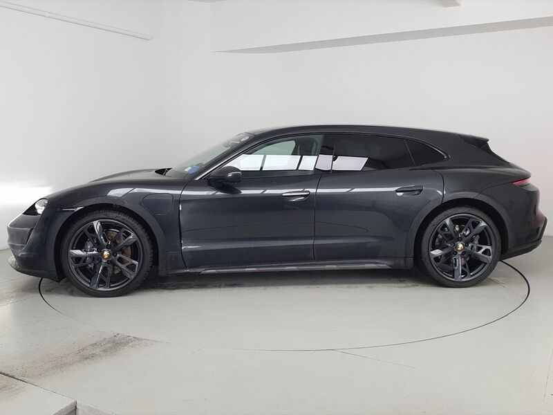 More views of Porsche Taycan