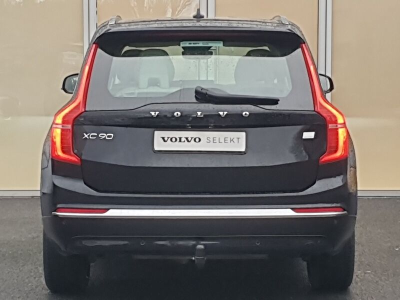 More views of Volvo XC90