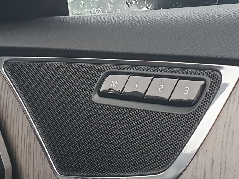 More views of Volvo XC90