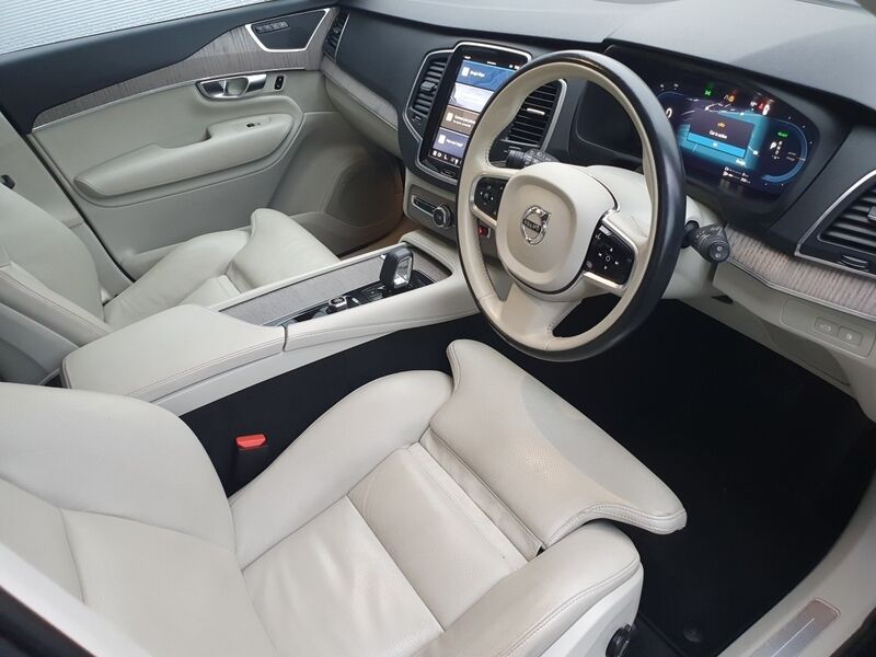 More views of Volvo XC90