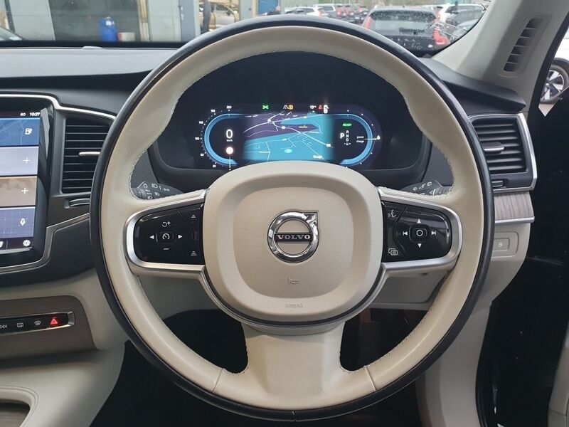 More views of Volvo XC90