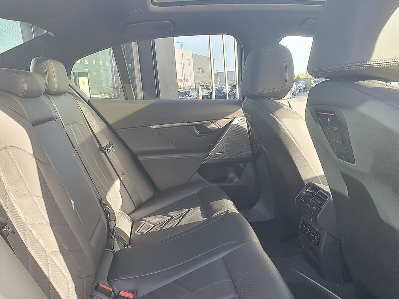 More views of BMW i5