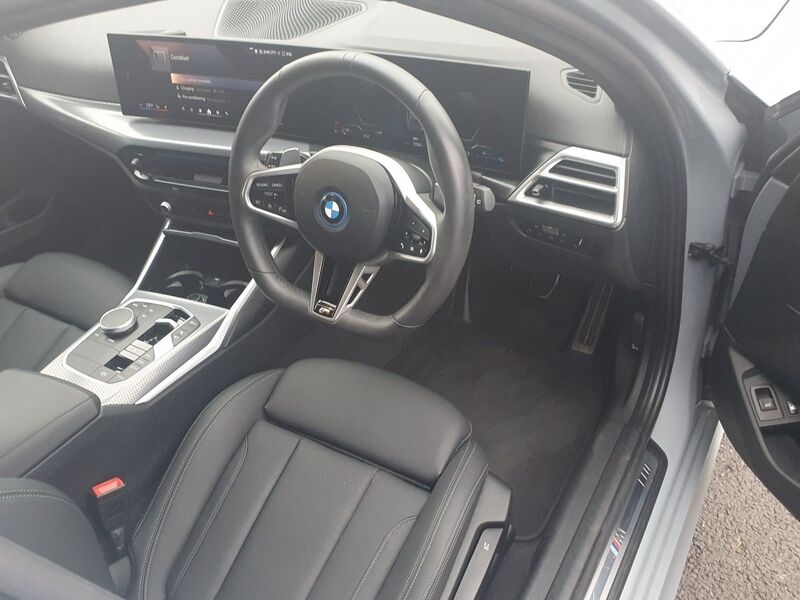 More views of BMW 3-Series