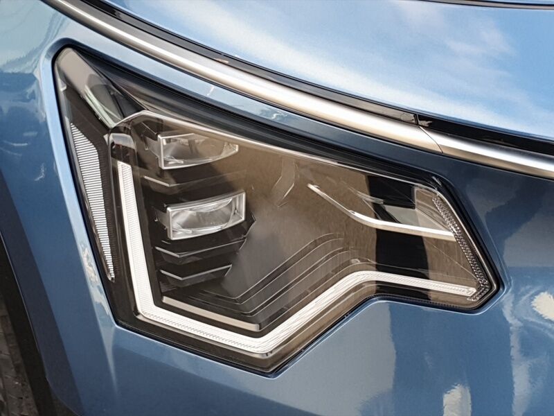 More views of Kia Niro