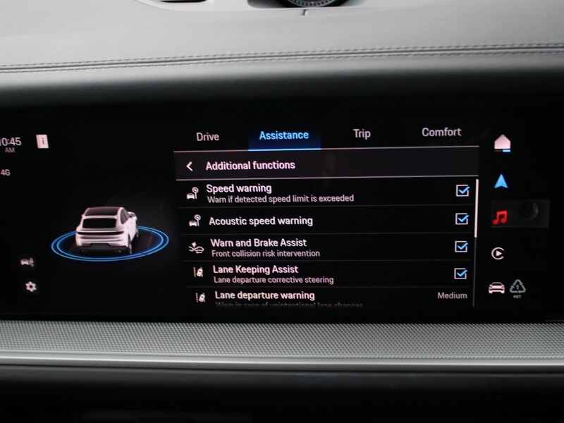 More views of Porsche Cayenne