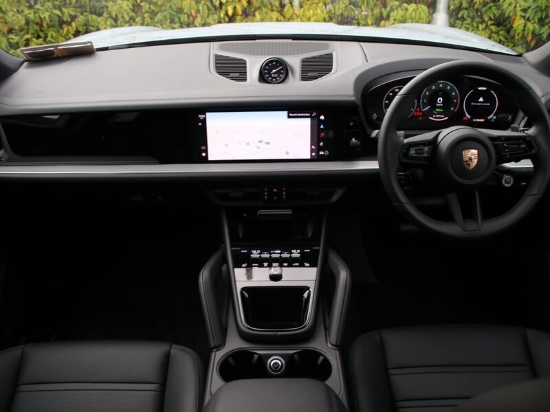 More views of Porsche Cayenne