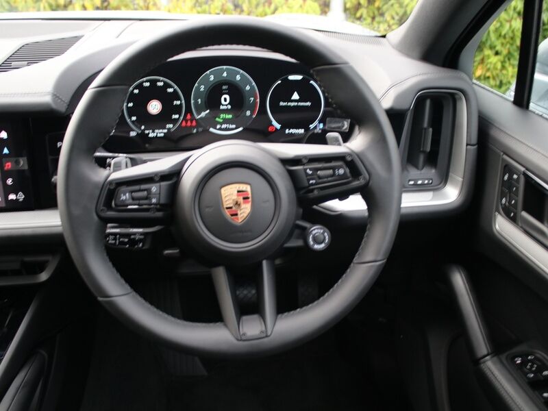 More views of Porsche Cayenne