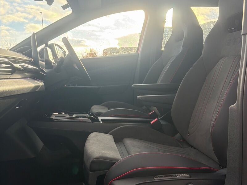 More views of Volkswagen ID.4